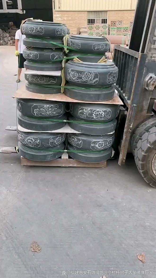 石雕柱墩雕刻中的手工技巧